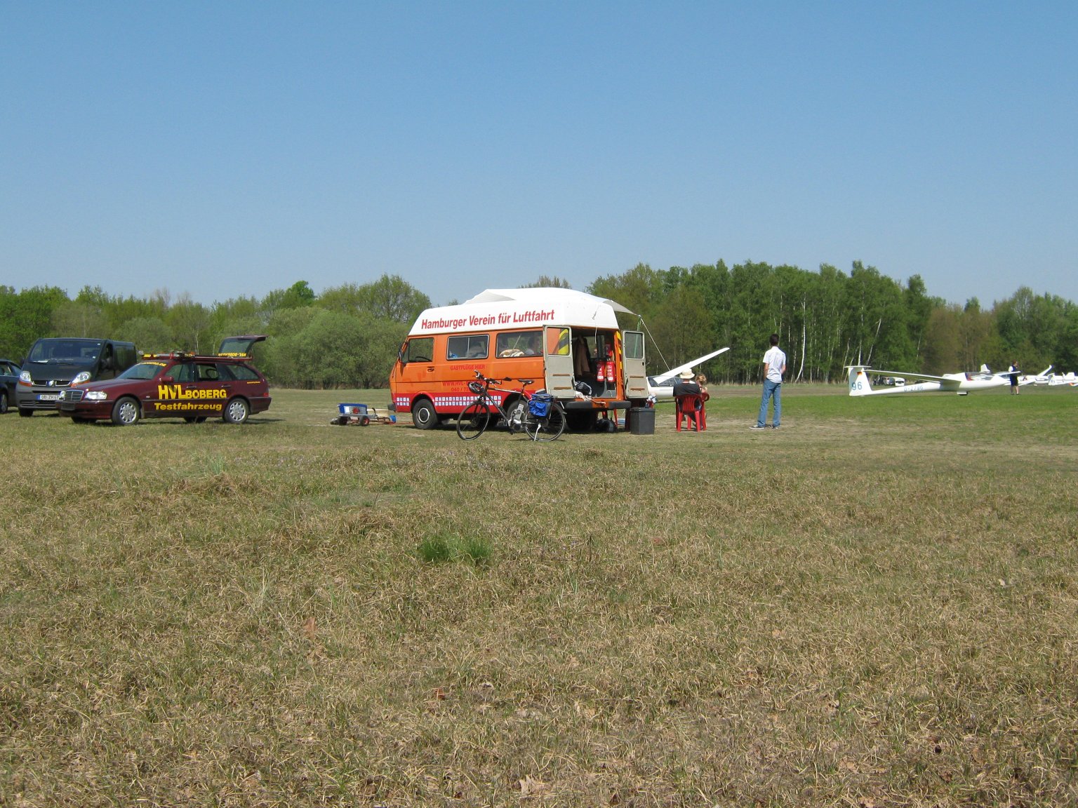 Boberg glider club, April 2011