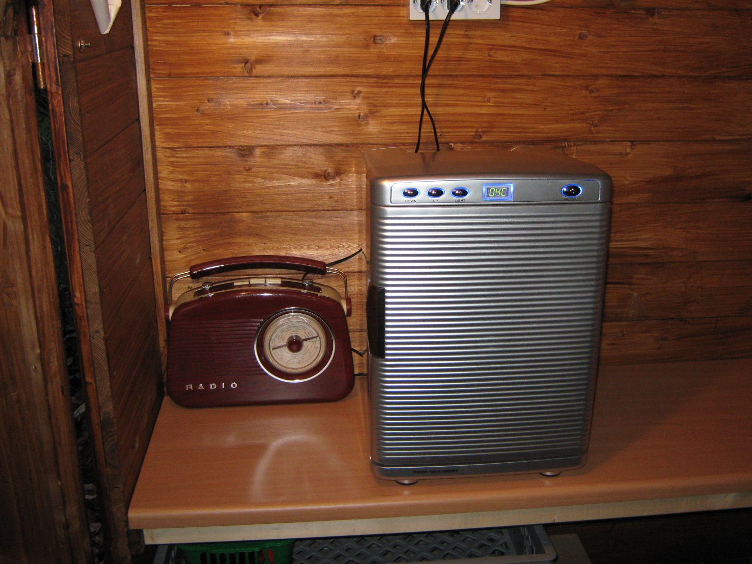 Our eBay refrigerator and retro transistor radio